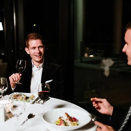 크라게뢰 리조트 4*